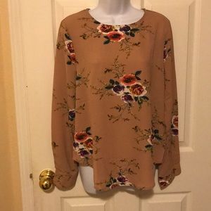 Floral Blouse Size Large